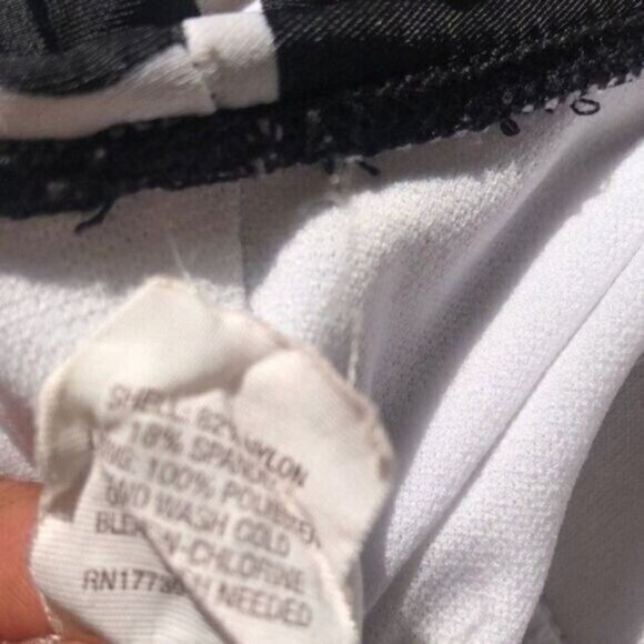 Black & White Circle Print Tankini Top Swimsuit Top - Picture 6 of 13